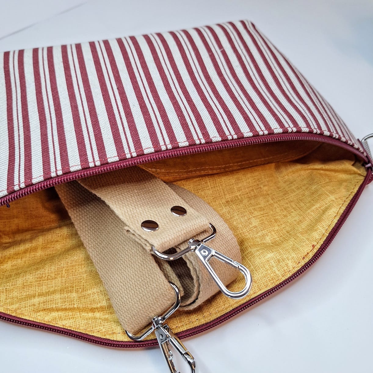 Bauchtasche-Big "Streifenstar"