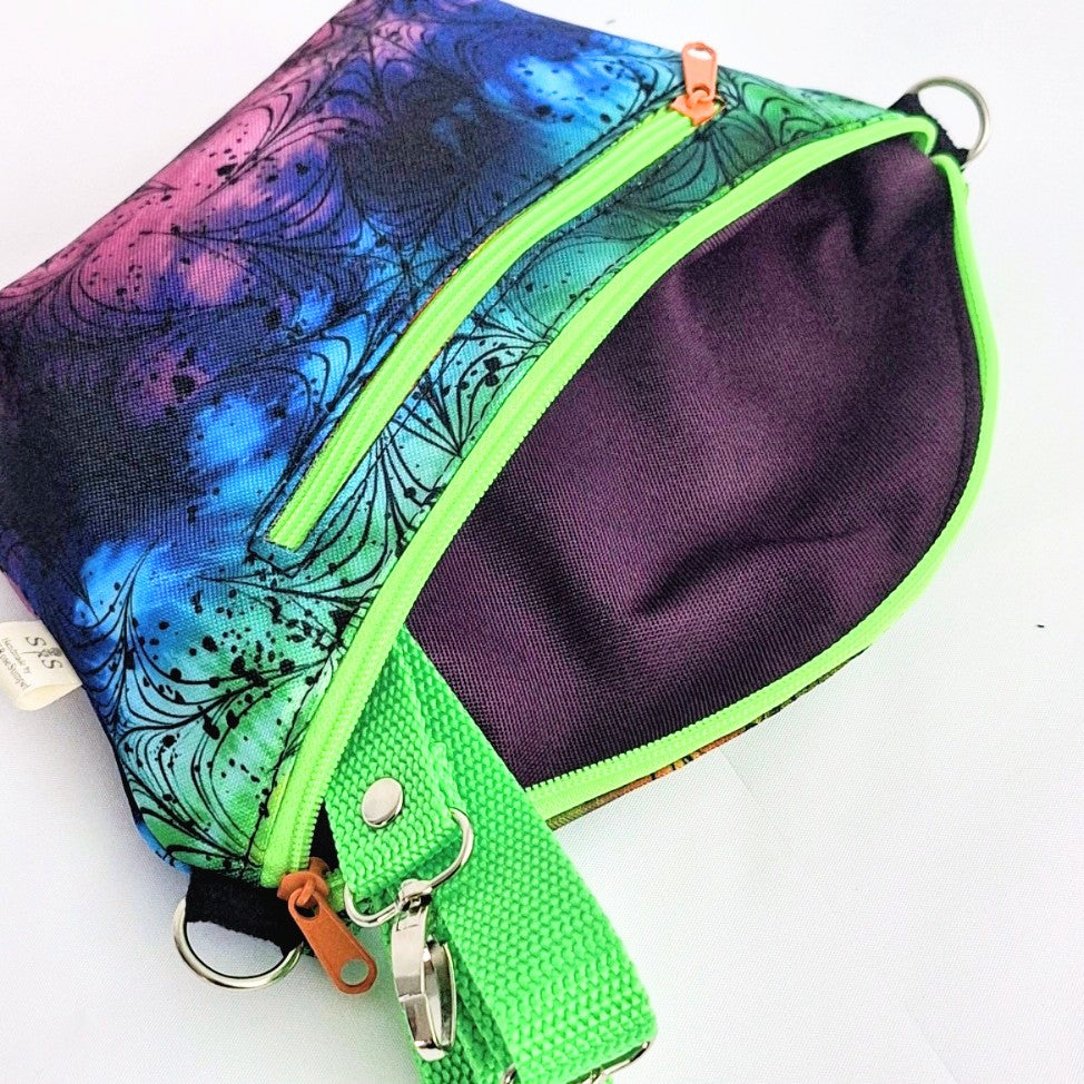 Bodybag Damen, Crossbody Tasche, Umhängetasche, wasserabweisende Tasche, kleine Schultertasche, handgemachte Tasche, Alltagstasche, Freizeittasche, Crossbody Bag Damen, praktische Bodybag.