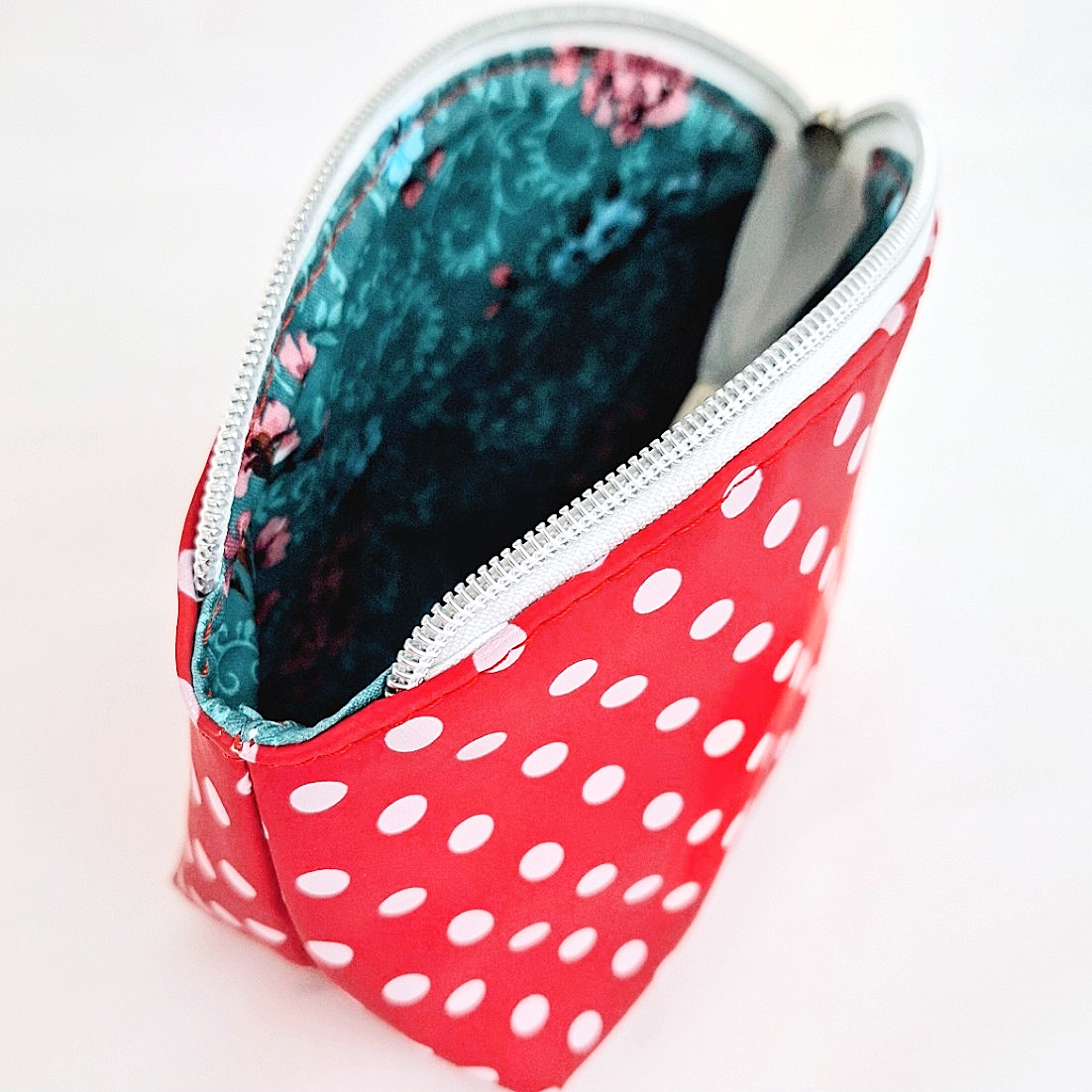 Kosmetiktasche, Kulturtasche, Schminktasche oder Krimskrams-Tasche