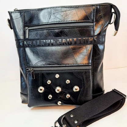 Tasche Rebelia