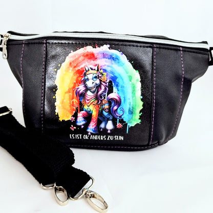 Bodybag Damen, Crossbody Tasche, Umhängetasche, kleine Schultertasche, Tasche aus Kunstleder, handgemachte Tasche, Alltagstasche, Freizeittasche, kompakte Tasche, Crossbody Bag Damen.