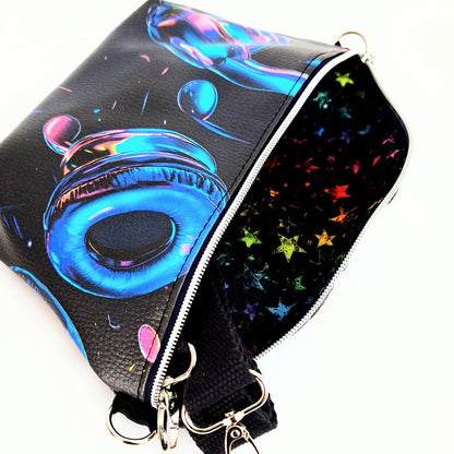 Bodybag Damen, Crossbody Tasche, Umhängetasche, kleine Schultertasche, Tasche aus Kunstleder, handgemachte Tasche, Alltagstasche, Freizeittasche, kompakte Tasche, Crossbody Bag Damen.