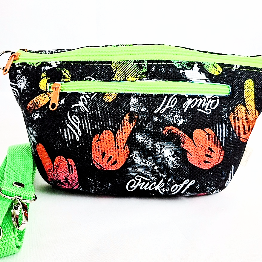 Bodybag Damen, Crossbody Tasche, Umhängetasche, wasserabweisende Tasche, kleine Schultertasche, handgemachte Tasche, Alltagstasche, Freizeittasche, Crossbody Bag Damen, praktische Bodybag.